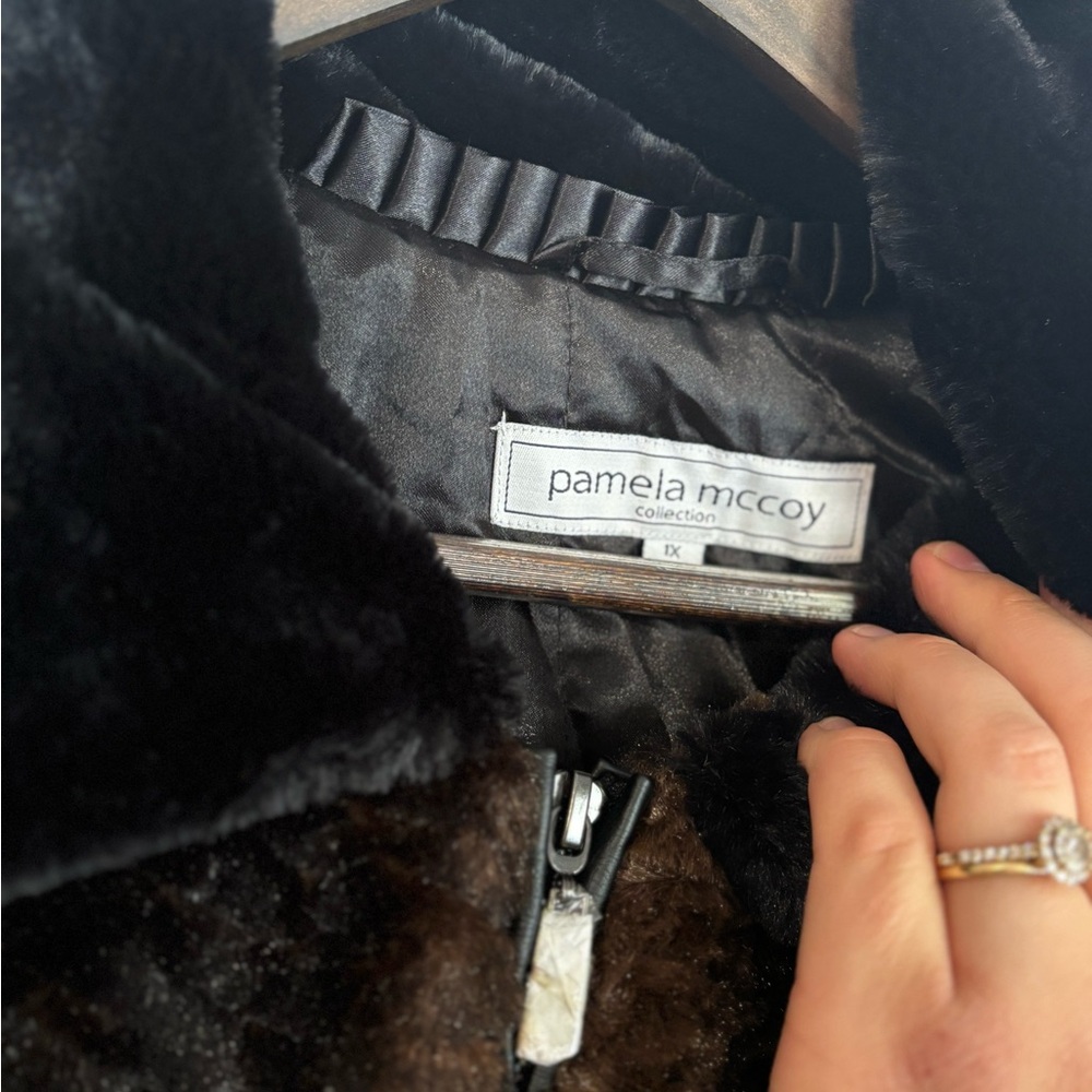 Pamela McCoy Dark Brown Faux Fur Coat - Picture 3 of 6